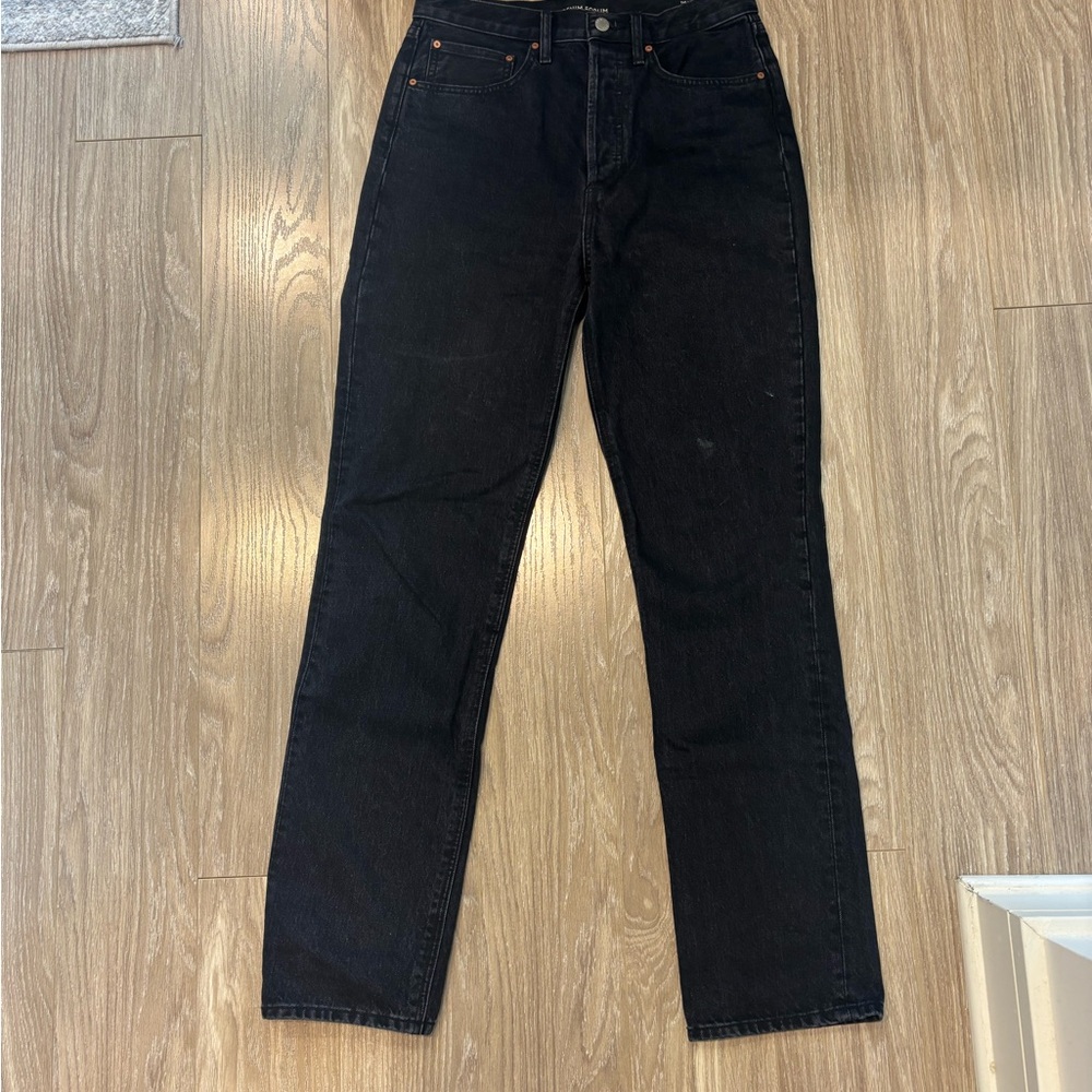 Denim Forum Aritzia The Joni High Rise Loose Jean 32L